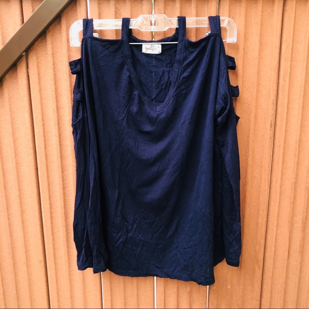 Glitz V Neck Long Cut Out Sleeve Top